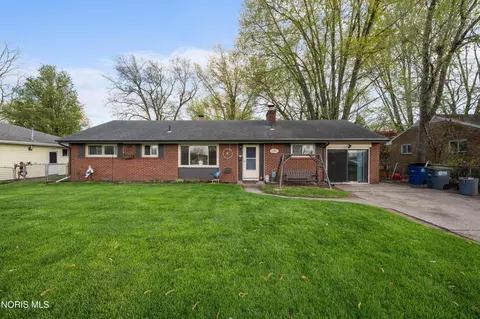 2741 Lyceum Pl, Toledo, OH 43613