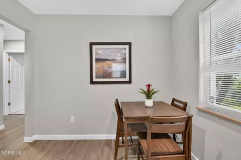 Dining - 345 Kopernik Ave, Toledo, OH 43607 photo 1 of 1