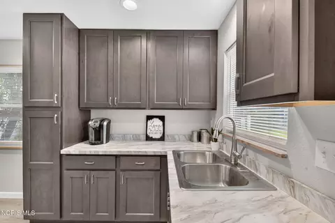 Kitchen - 345 Kopernik Ave, Toledo, OH 43607 photo 1 of 2