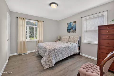 Bedroom - 345 Kopernik Ave, Toledo, OH 43607 photo 1 of 2