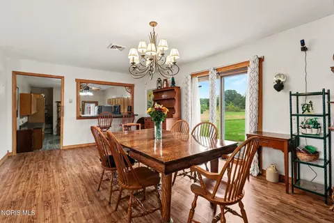 Dining - 6654 Co Rd 12, Bryan, OH 43506 photo 1 of 4