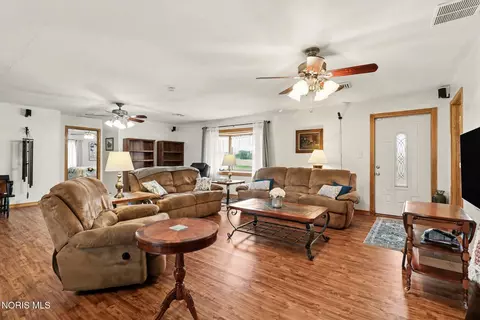 Living - 6654 Co Rd 12, Bryan, OH 43506 photo 2 of 2