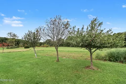 Exterior - 6654 Co Rd 12, Bryan, OH 43506 photo 6 of 9