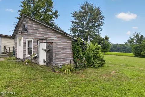 Exterior - 7417 Scott St, Alger, OH 45812 photo 6 of 10