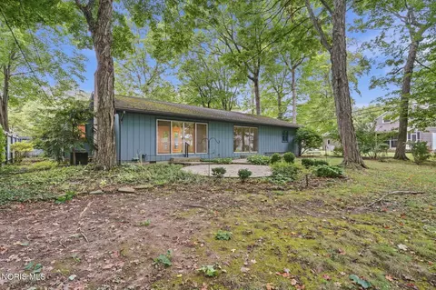 Exterior - 615 Sutton Pl, Findlay, OH 45840 photo 10 of 14