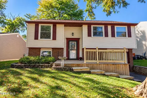5415 Thornbrook Trl, Toledo, OH 43611