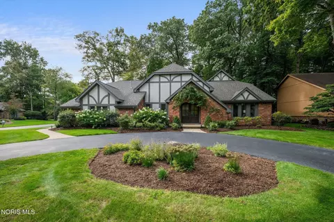 5925 Miakonda Trl, Sylvania, OH 43560