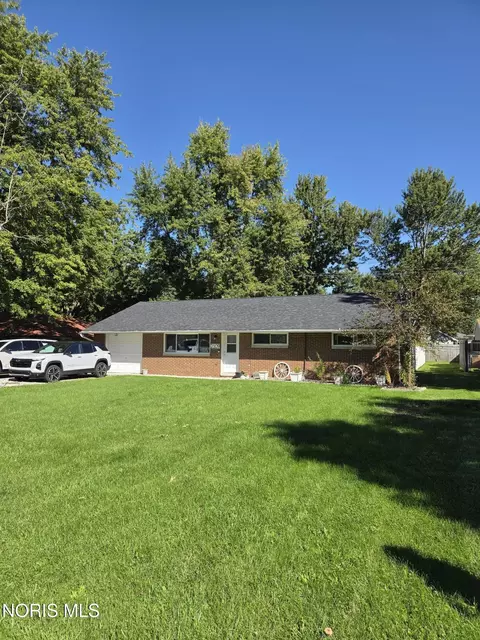 2109 Power Dam Rd, Defiance, OH 43512
