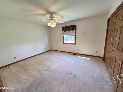 Bedroom - 164 Cedarbrook Dr, Ottawa, OH 45875 photo 1 of 2