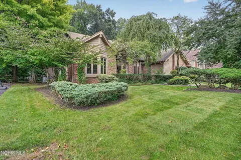 5036 Cartagena Dr, Toledo, OH 43623