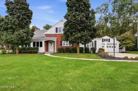 710 Fairview Ave, Bowling Green, OH 43402