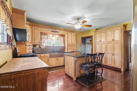 Kitchen - 810 Main St, Genoa, OH 43430 photo 2 of 2