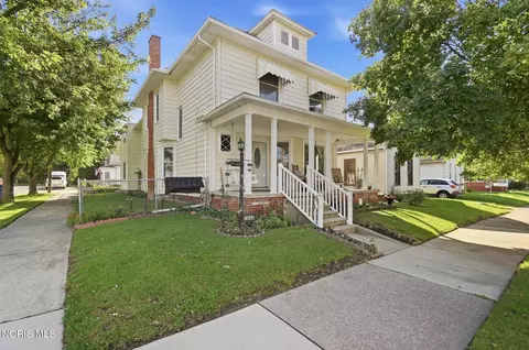 1303 Dawson St, Toledo, OH 43605