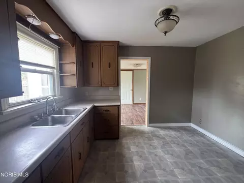 Kitchen - 772 N Walnut St, Paulding, OH 45879 photo 1 of 2