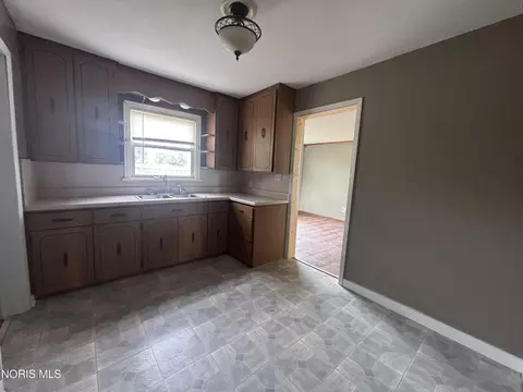 Kitchen - 772 N Walnut St, Paulding, OH 45879 photo 2 of 2