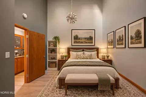 Bedroom - 3903 Deerpath Dr, Sandusky, OH 44870 photo 2 of 14