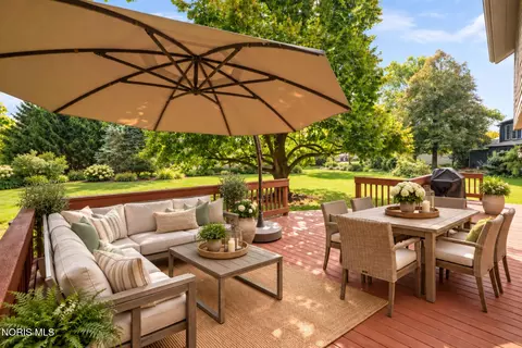 Exterior - 3903 Deerpath Dr, Sandusky, OH 44870 photo 11 of 19