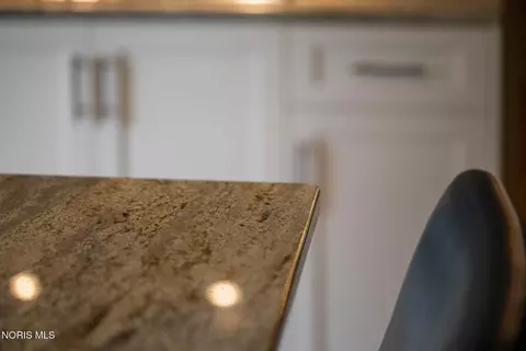 Kitchen - 3903 Deerpath Dr, Sandusky, OH 44870 photo 7 of 10