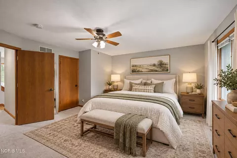 Bedroom - 3903 Deerpath Dr, Sandusky, OH 44870 photo 5 of 14