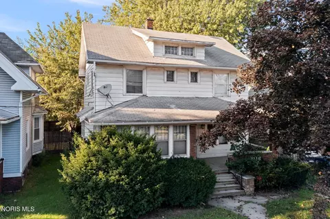 2118 Airport Hwy, Toledo, OH 43609
