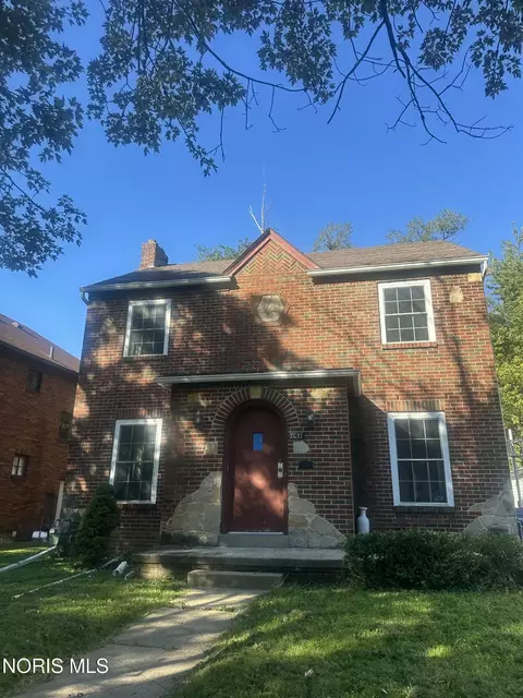 2021 Wyndhurst Rd, Toledo, OH 43607