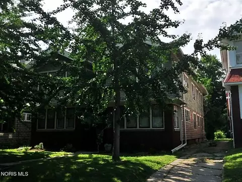 405 Victoria Pl, Toledo, OH 43610