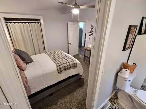 Bedroom - 567 N 8th St, Upper Sandusky, OH 43351 photo 3 of 6