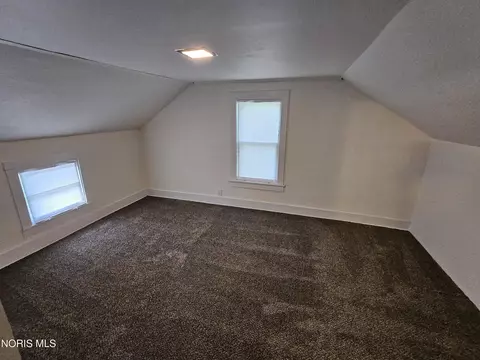 Bedroom - 567 N 8th St, Upper Sandusky, OH 43351 photo 6 of 6