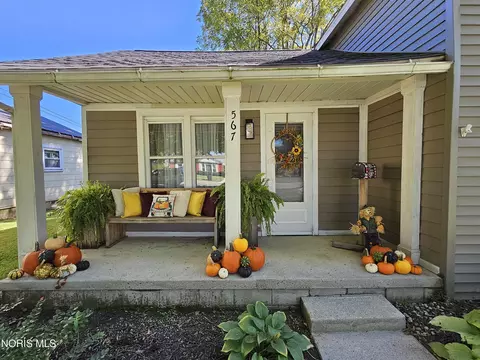 Exterior - 567 N 8th St, Upper Sandusky, OH 43351 photo 1 of 10