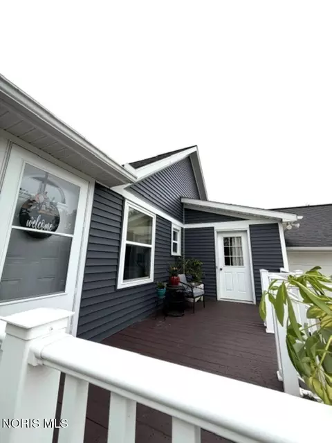Exterior - 1510 S Main St, Bryan, OH 43506 photo 2 of 4