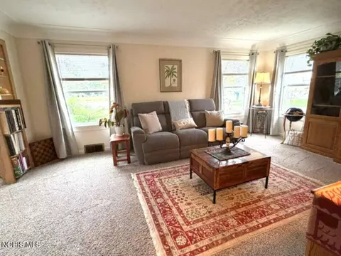 Living - 1510 S Main St, Bryan, OH 43506 photo 1 of 3