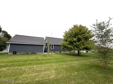Exterior - 1510 S Main St, Bryan, OH 43506 photo 3 of 4
