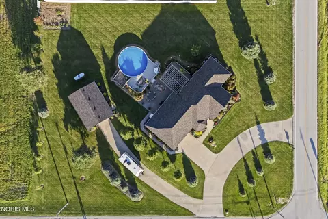 View/Area - 23959 W Walbridge Rd, Curtice, OH 43412 photo 5 of 10