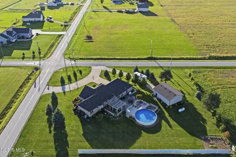 View/Area - 23959 W Walbridge Rd, Curtice, OH 43412 photo 8 of 10