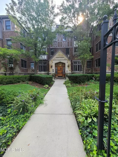 2200 Scottwood Ave UNIT 216, Toledo, OH 43620