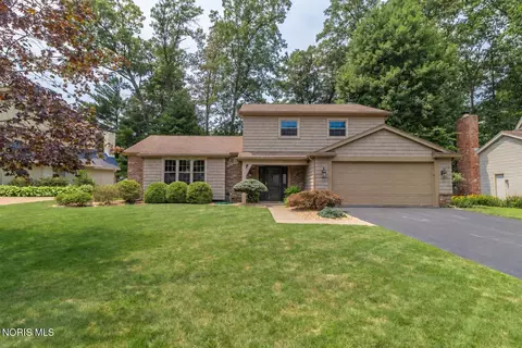 4531 Vicksburg Dr, Sylvania, OH 43560