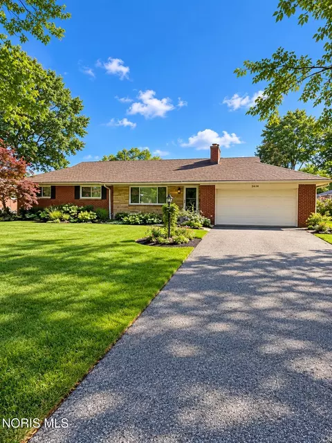 3638 Coronada Dr, Toledo, OH 43615