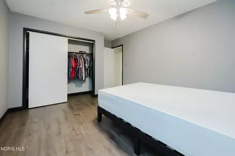 Bedroom - 255 E Yates Ave, Findlay, OH 45840 photo 5 of 8