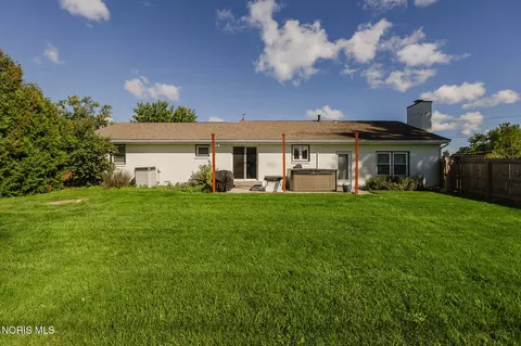 Exterior - 255 E Yates Ave, Findlay, OH 45840 photo 10 of 10