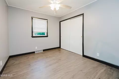 Bedroom - 255 E Yates Ave, Findlay, OH 45840 photo 1 of 8