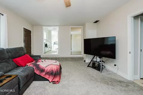 Other - 255 E Yates Ave, Findlay, OH 45840 photo 9 of 11