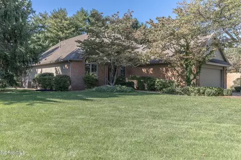 4811 Dressage Ln, Sylvania, OH 43560