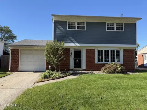 342 S Harefoote St, Holland, OH 43528