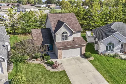 1524 Plum Creek Dr, Findlay, OH 45840