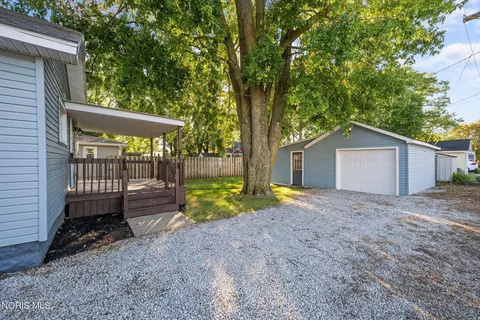 Exterior - 103 E 5th St, Genoa, OH 43430 photo 2 of 7