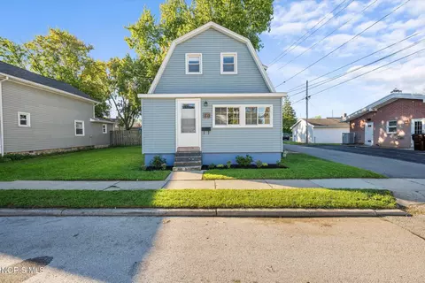 Exterior - 103 E 5th St, Genoa, OH 43430 photo 1 of 7