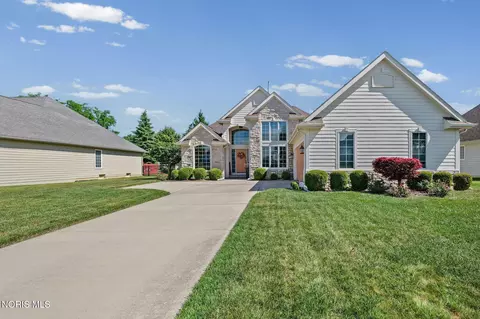 9360 Saint Angelas Way, Sylvania, OH 43560