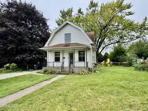2741 116th St, Toledo, OH 43611