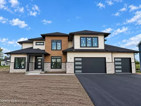 128 Old Dover Rd, Perrysburg, OH 43551