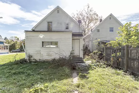 Exterior - 427 Everett St, Toledo, OH 43608 photo 3 of 3
